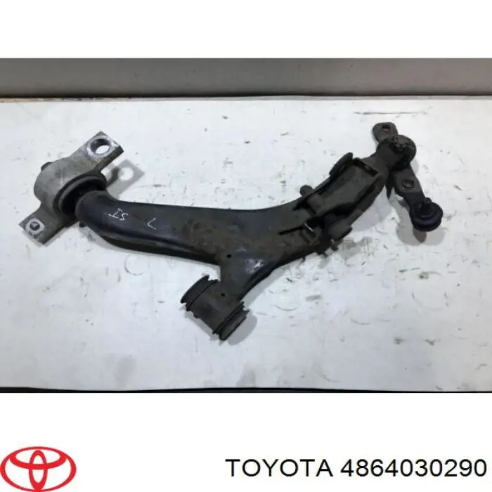 Важіль передньої підвіски нижній, лівий 4864030290 Toyota