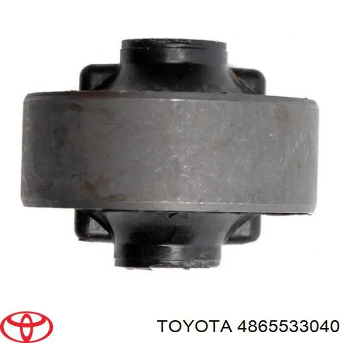 Сайлентблок переднього важеля 4865533040 Toyota