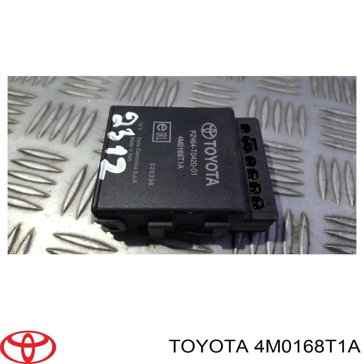 Купити 4M0168T1A Toyota 