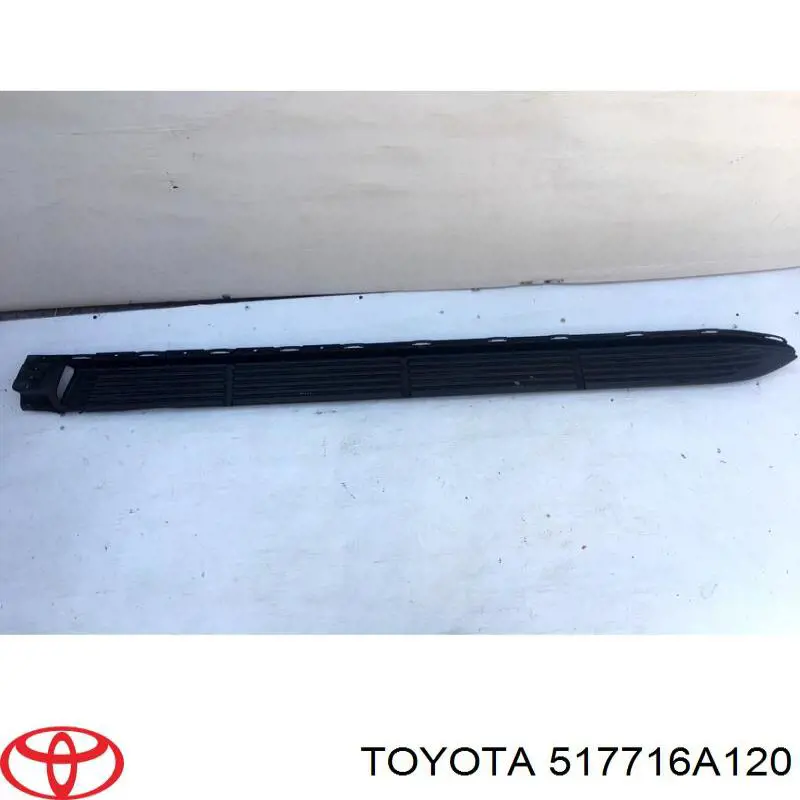 Накладка підніжки 517716A120 Toyota