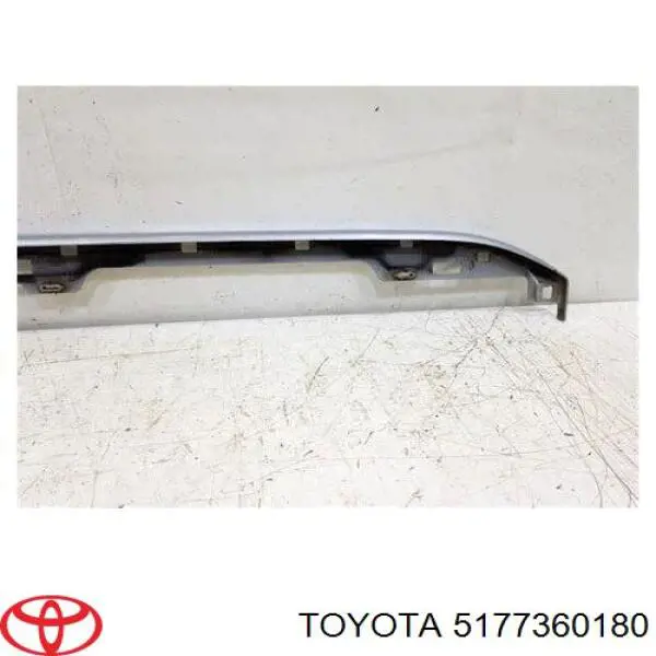 Накладка підніжки 5177360180 Toyota