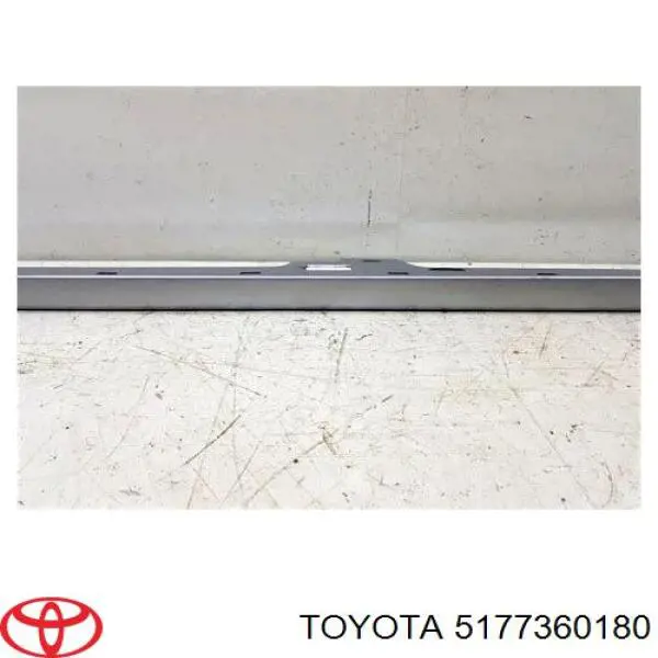 Накладка підніжки Toyota 5177360180