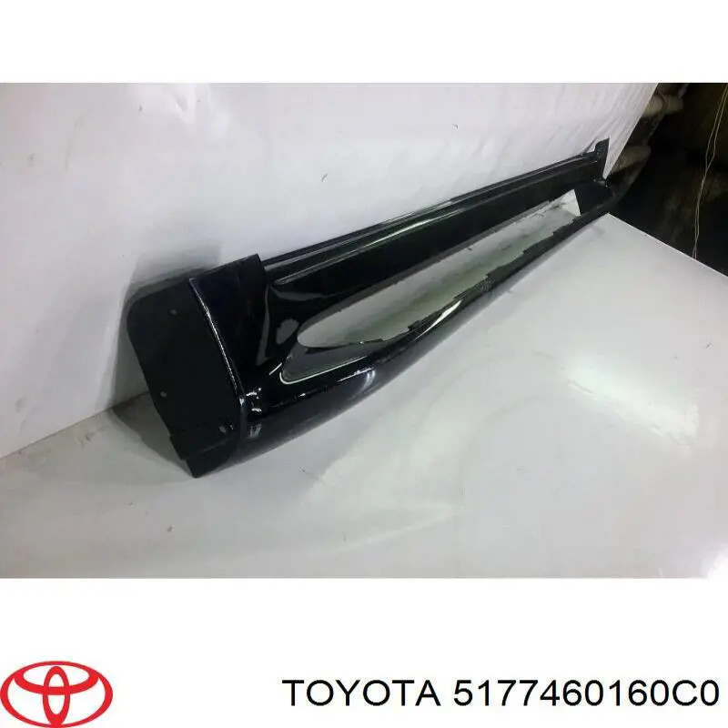 5177460160C0 Toyota Накладка підніжки
