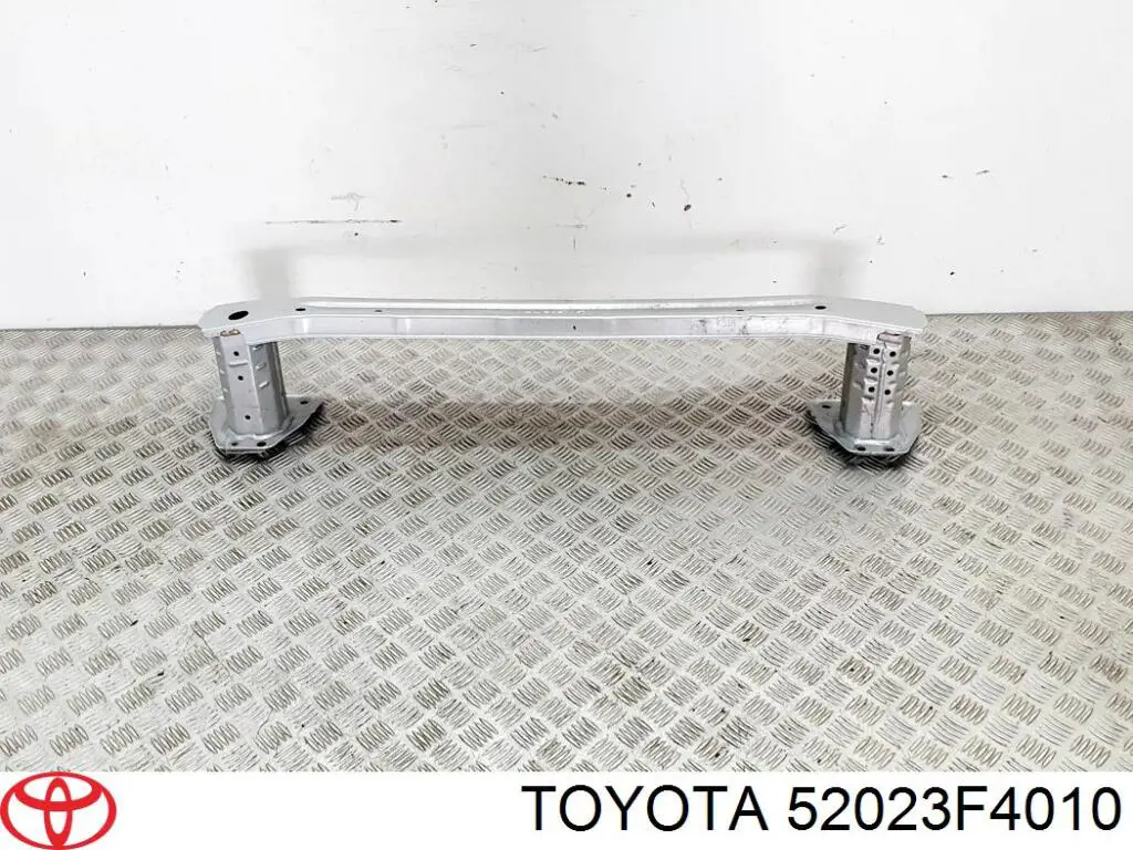Купити 52023F4010 Toyota Буфер бампера заднього