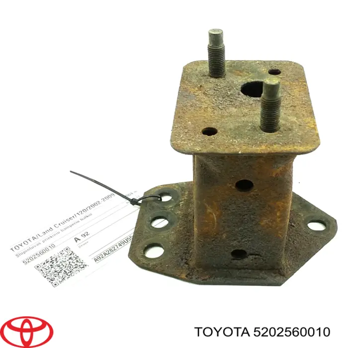 Кронштейн підсилювача переднього бампера Toyota 5202560010 ціна, від 50.76 USD