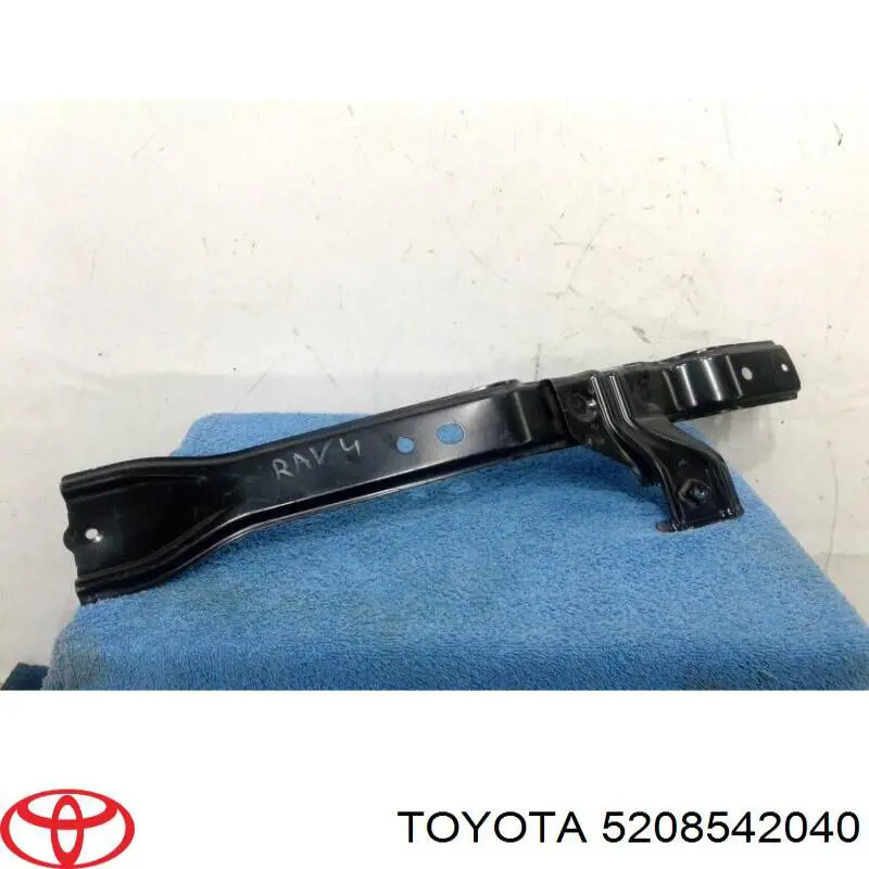 Кронштейн бампера переднього, центральний Toyota 5208542040 ціна, від 35.59 USD