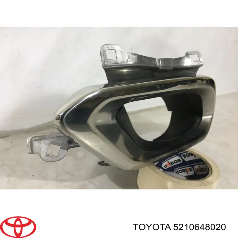 Насадка на глушник Toyota 5210648020 ціна, від 81.55 USD