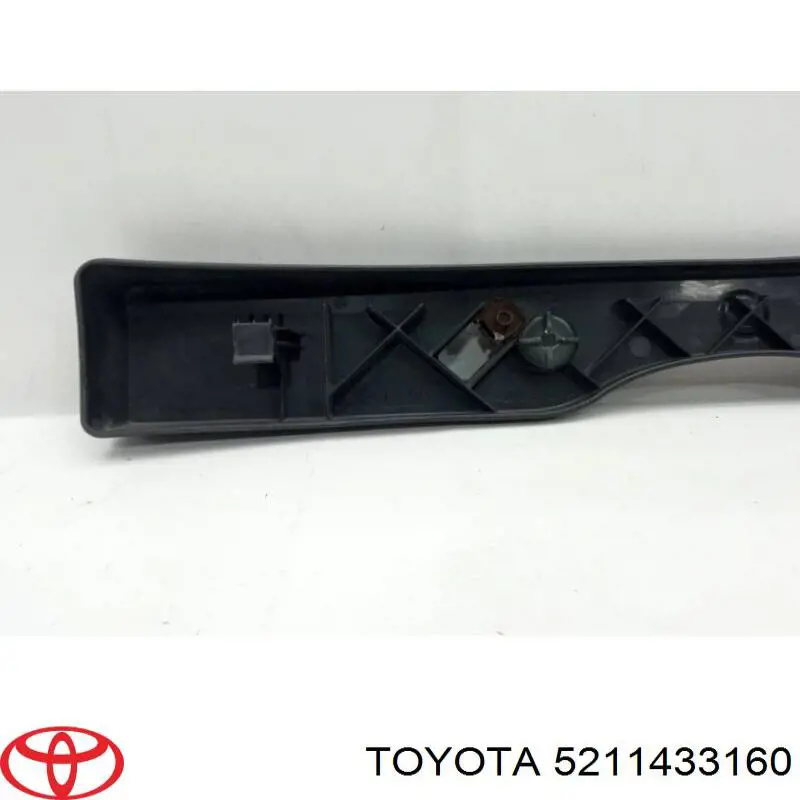 Кріплення переднього номера автомобіля Toyota 5211433160 ціна, від 48.90 USD