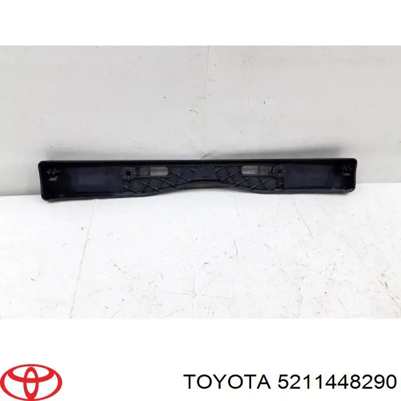 5211448290 Toyota панель кріплення номерного знака, переднього