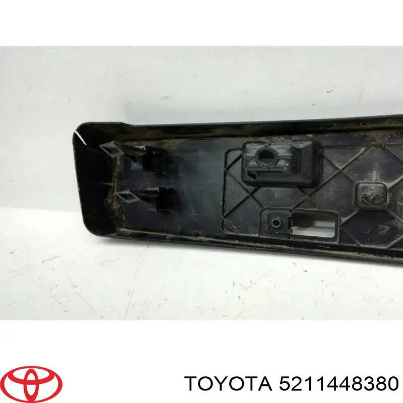 5211448380 Toyota Панель кріплення номерного знака, переднього