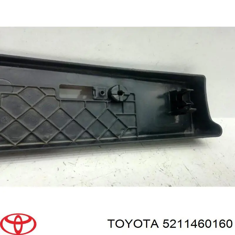 Кріплення переднього номера автомобіля Toyota 5211460160 ціна, від 22.57 USD