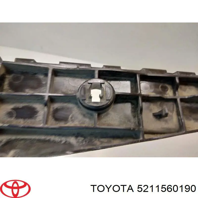 Кронштейн бампера переднього, зовнішній правий 5211560190 Toyota