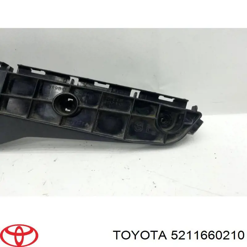 5211660210 Toyota Кронштейн бампера переднього, зовнішній лівий