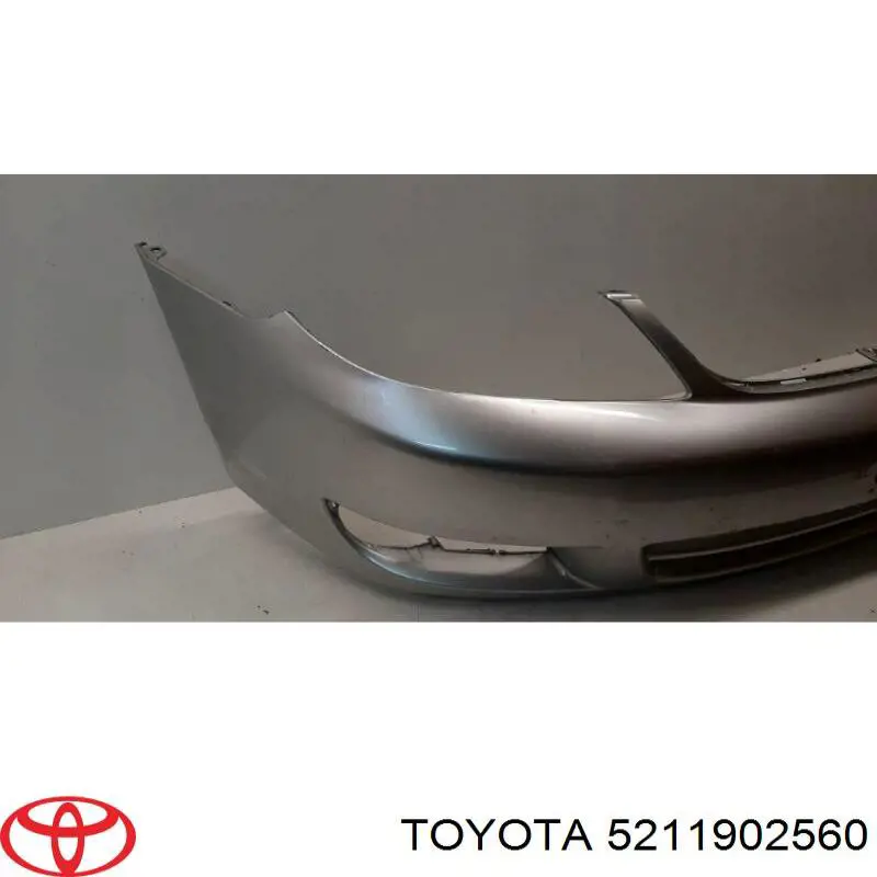 Передній бампер 5211902560 Toyota