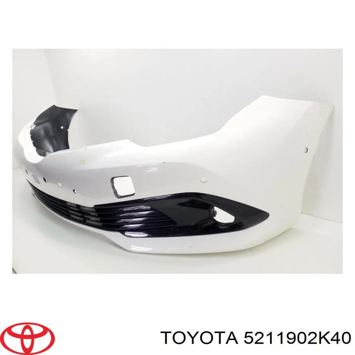 Купити 5211902K40 Toyota Буфер (бампер) передній