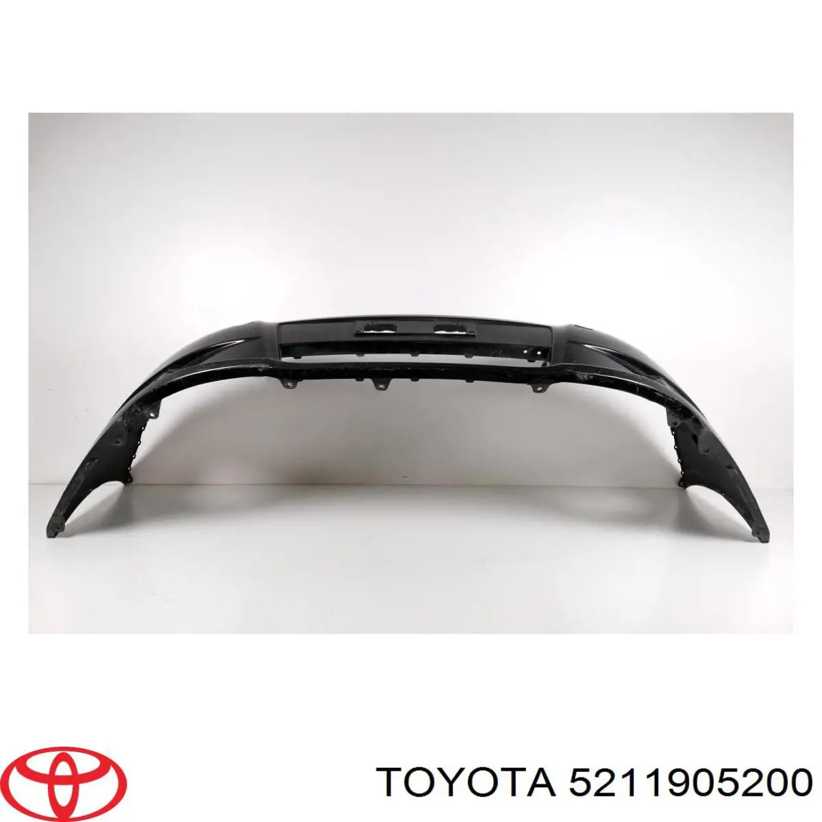 Передній бампер 5211905200 Toyota