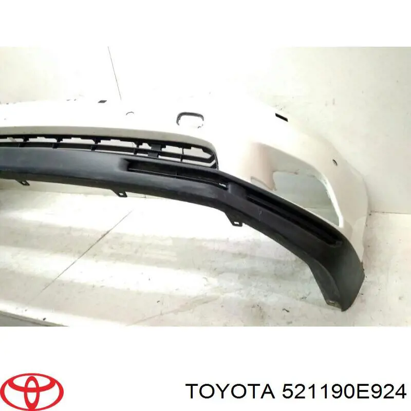 Купити 521190E924 Toyota Буфер (бампер) передній