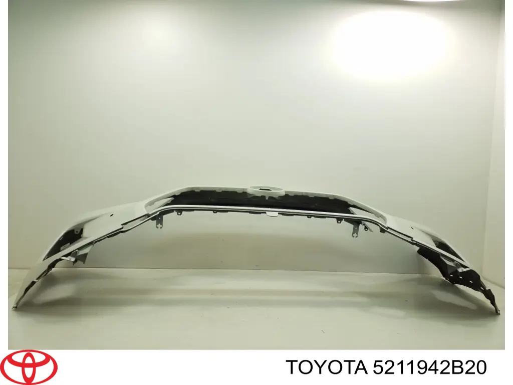 Купити 5211942B20 Toyota Буфер (бампер) передній