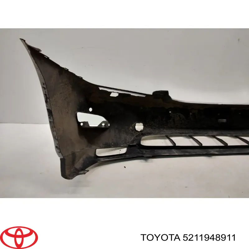 Передній бампер 5211948911 Toyota