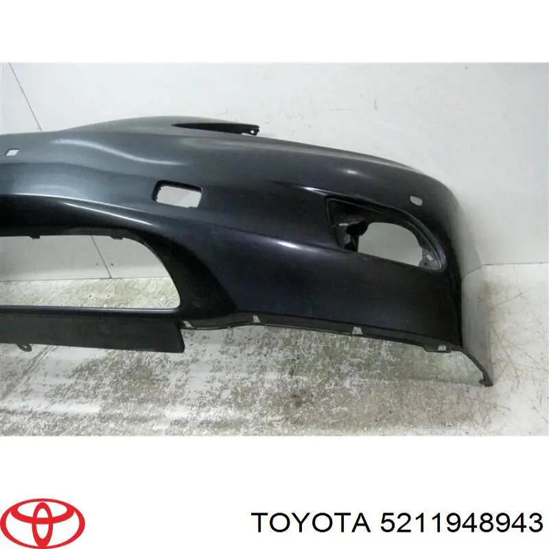 Передній бампер 5211948943 Toyota