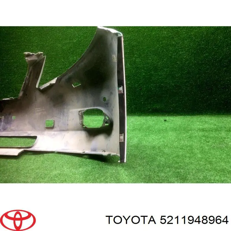 Передній бампер 5211948984 Toyota