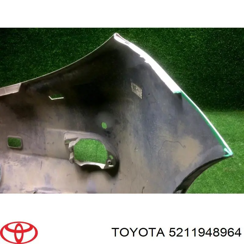 5211948984 Toyota Бампер передній в зборі