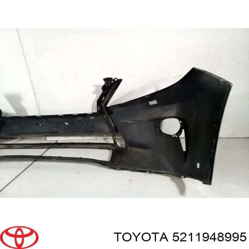Бампер на авто Toyota 5211948995 ціна, від 400.57 USD