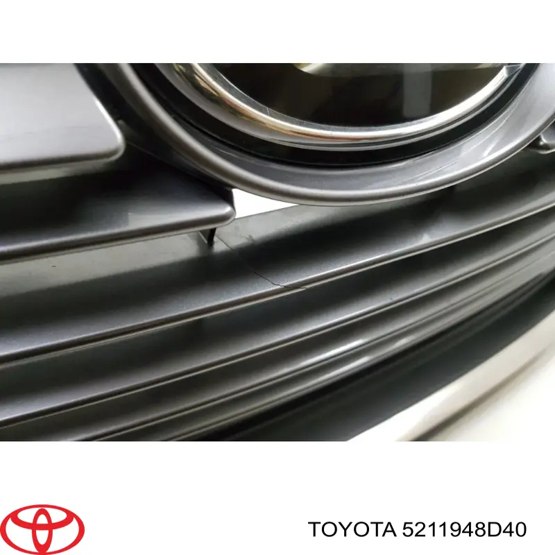 Купити 5211948D40 Toyota Буфер (бампер) передній