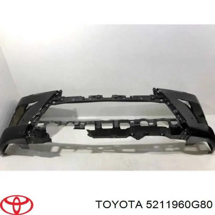 5211960G80 Toyota Бампер передній в зборі