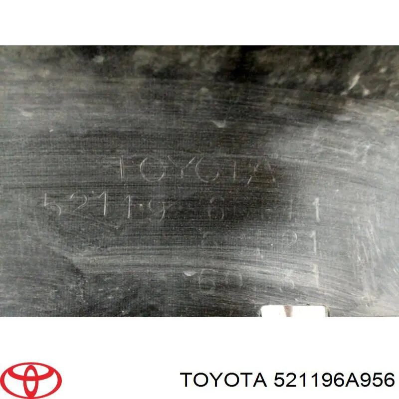 Передній бампер 521196A938 Toyota