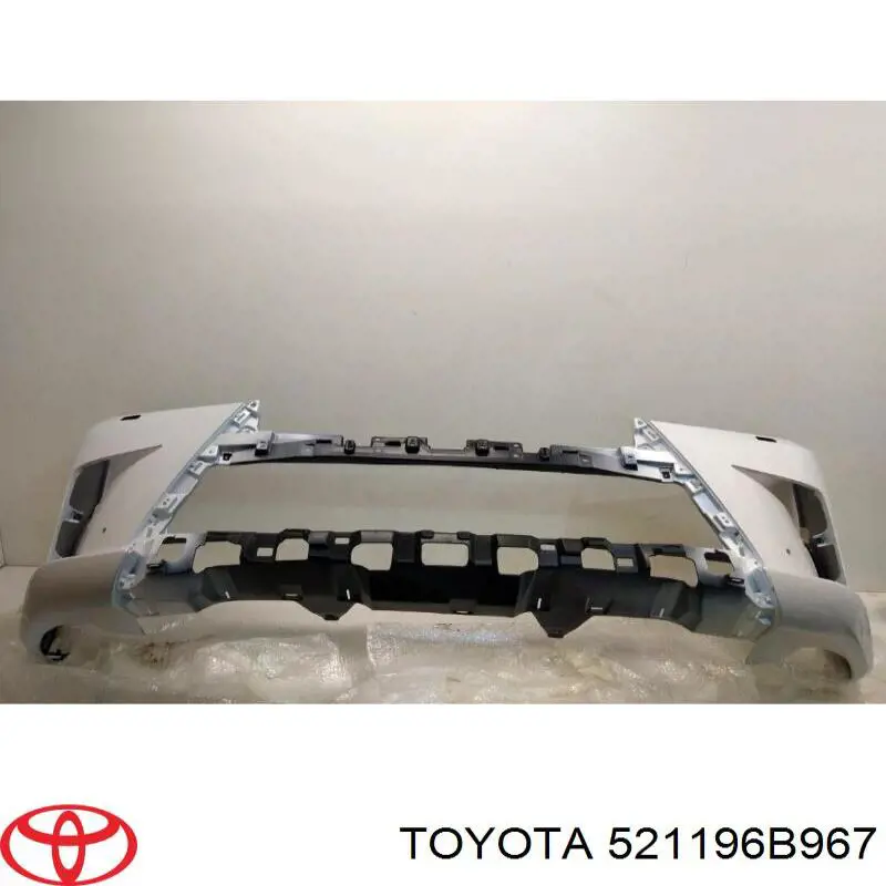 521196B967 Toyota Бампер передній в зборі