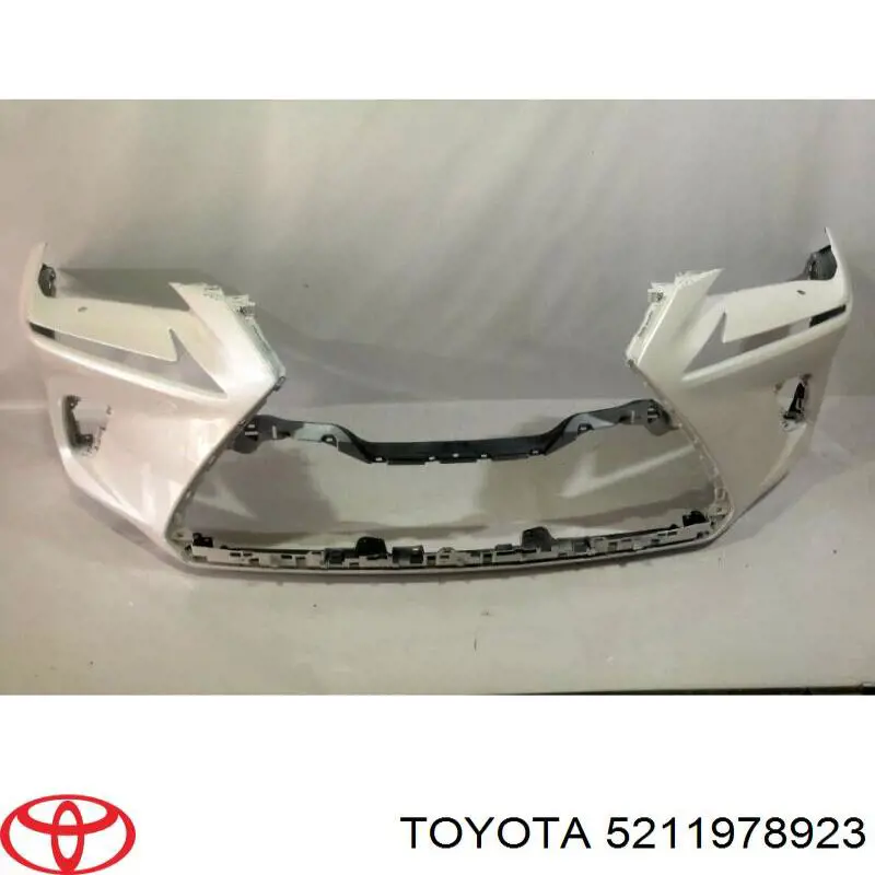 5211978923 Toyota Бампер передній в зборі