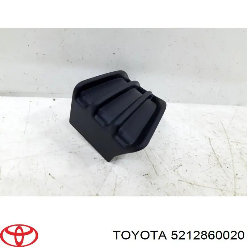 5212860020 Toyota Заглушка протитуманок, ліва