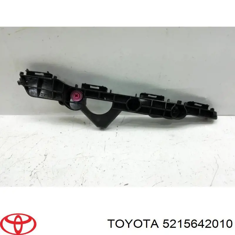 Купити 5215642010 Toyota Кронштейн бампера заднього, зовнішній лівий