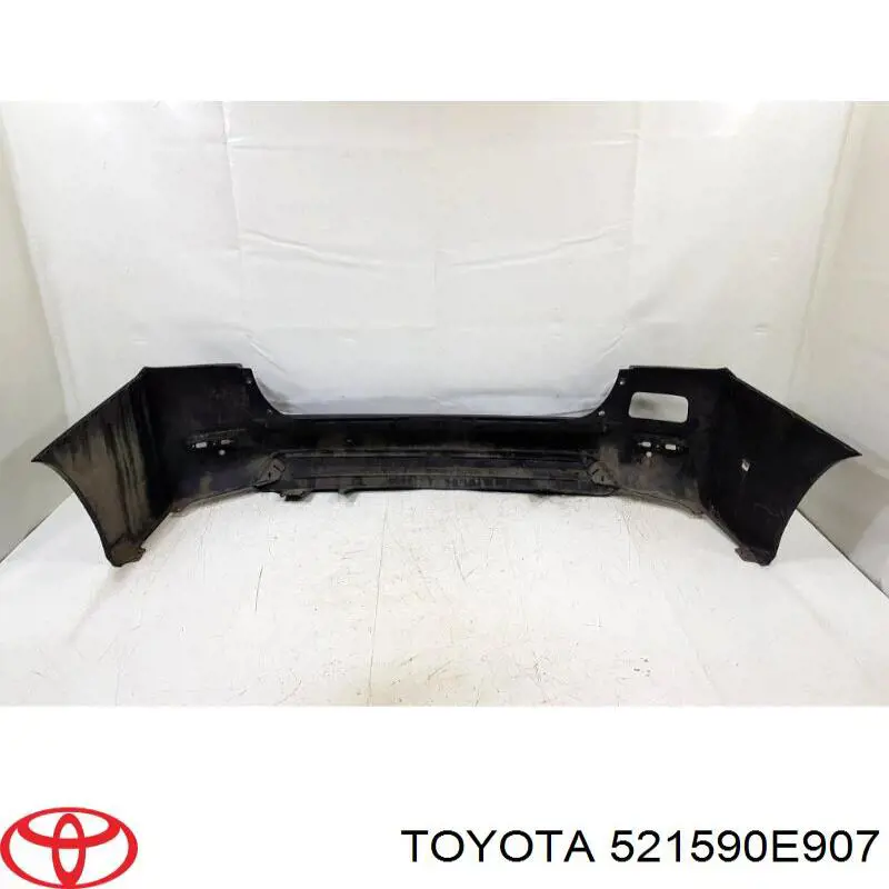 Задній бампер 521590E907 Toyota