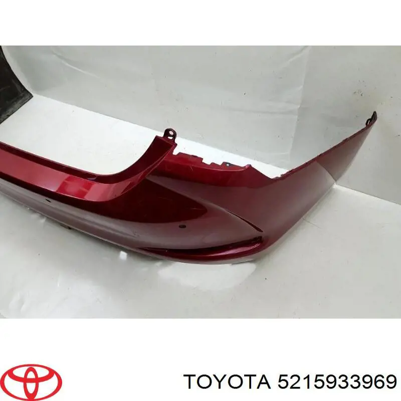 Задній бампер 5215933969 Toyota