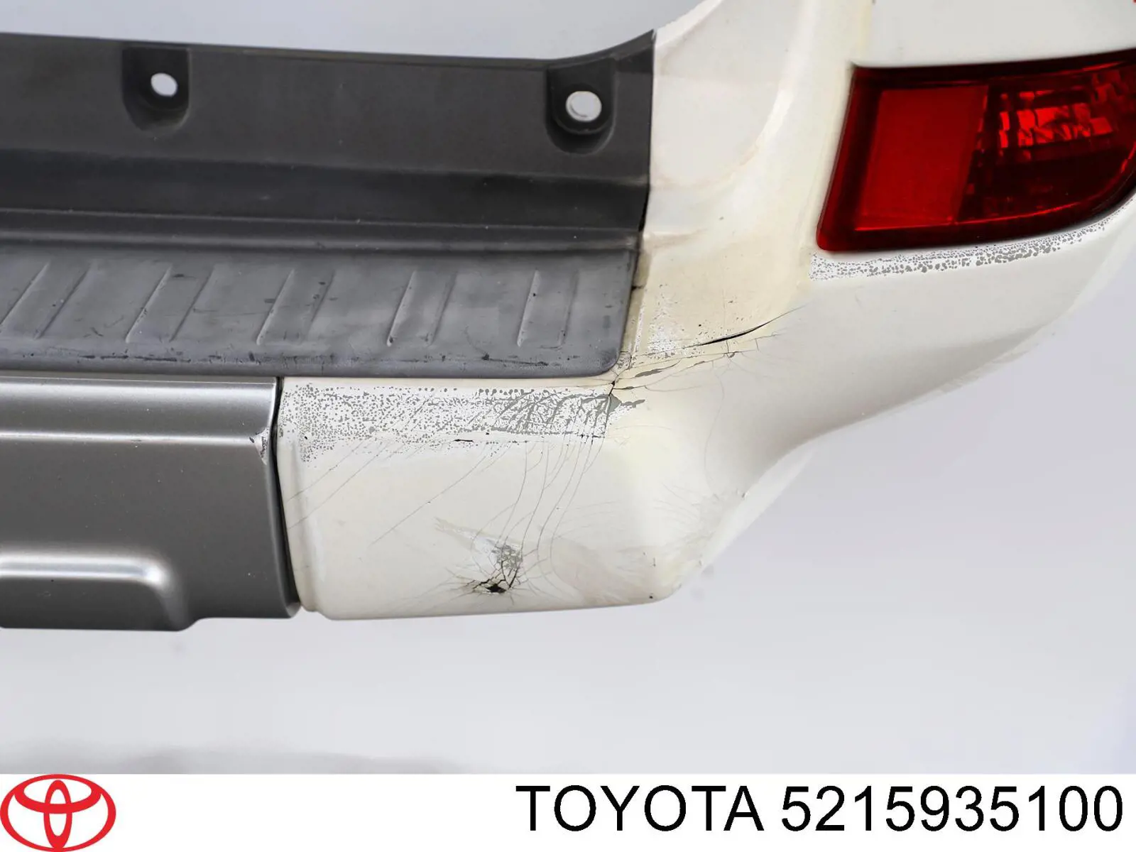 Бампер задній, центральна частина Toyota 4Runner (GRN21, UZN21) (Тойота 4 раннер)