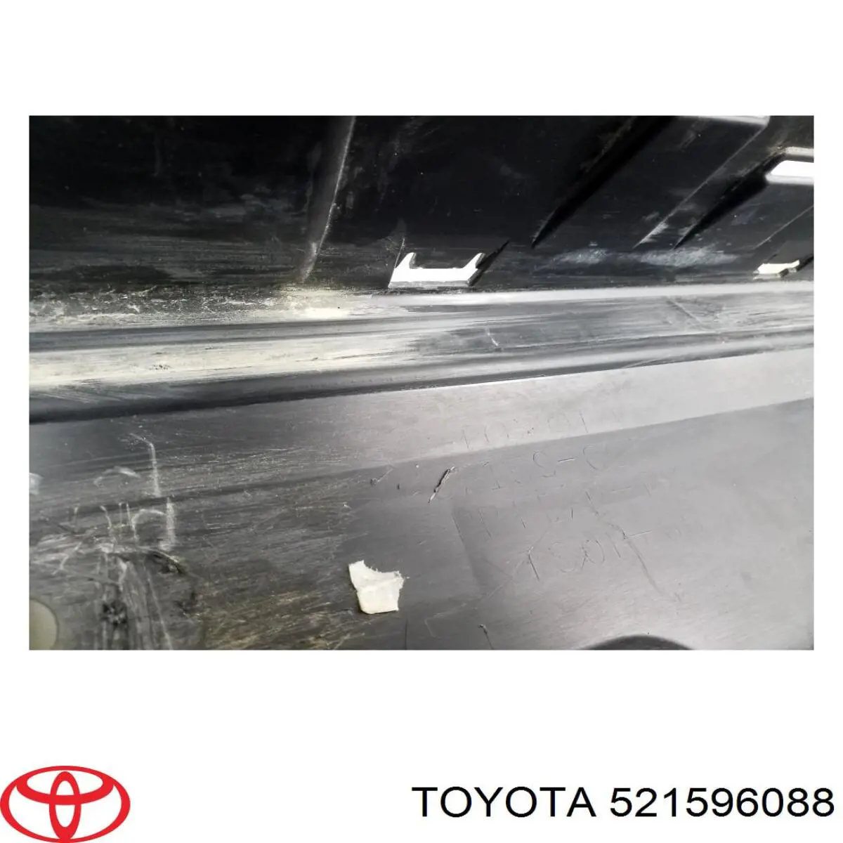 Кожух бампера заднього Toyota 521596088 ціна, від 62.08 USD