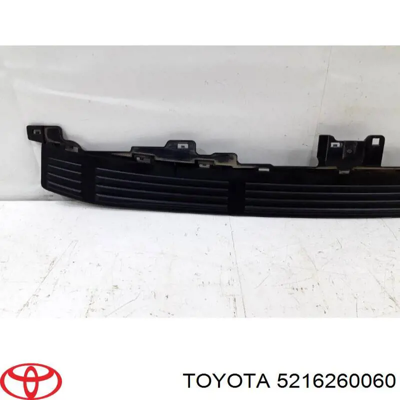 Купити 5216260060 Toyota Накладка бампера заднього