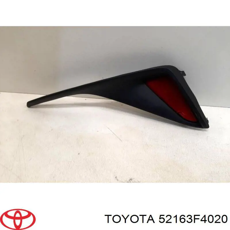 Накладка бампера заднього, права Toyota 52163F4020 ціна, від 9.34 USD