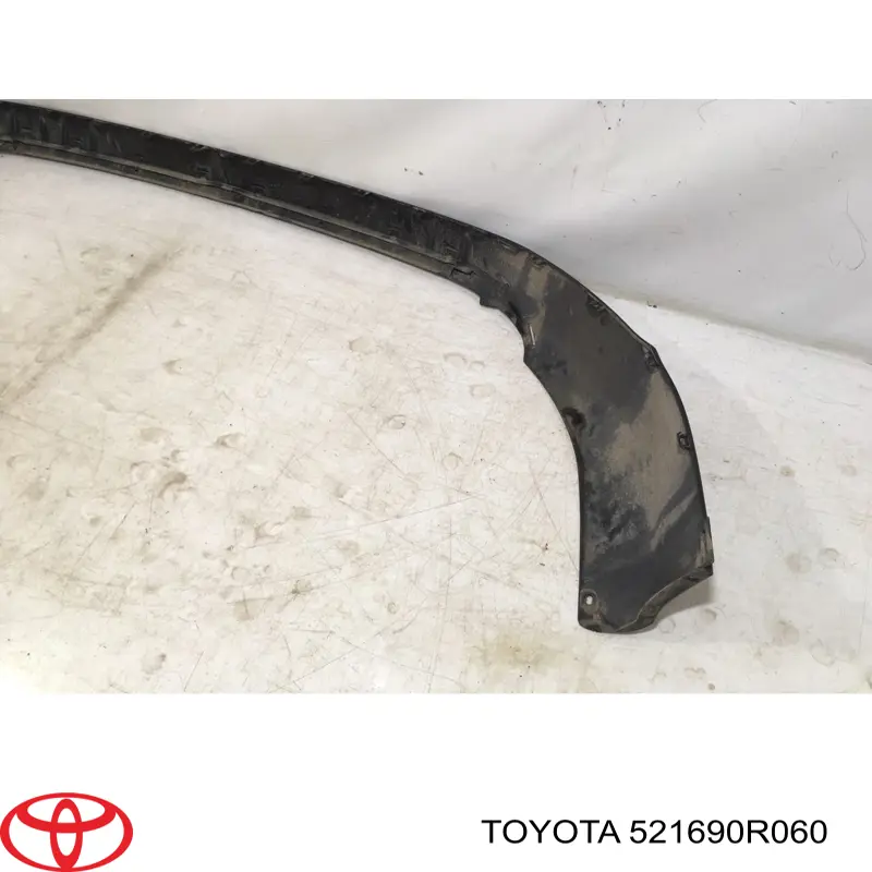 Купити 521690R060 Toyota Бампер задній, нижня частина