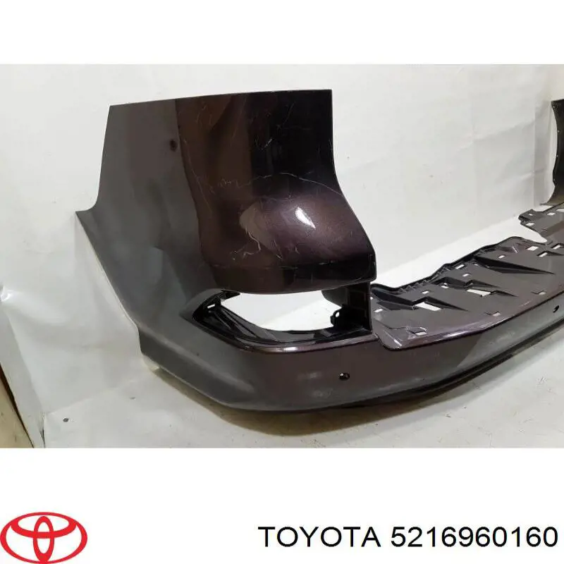 Заглушка бампера буксирувального гака, задня Toyota 5216960160 ціна, від 68.40 USD