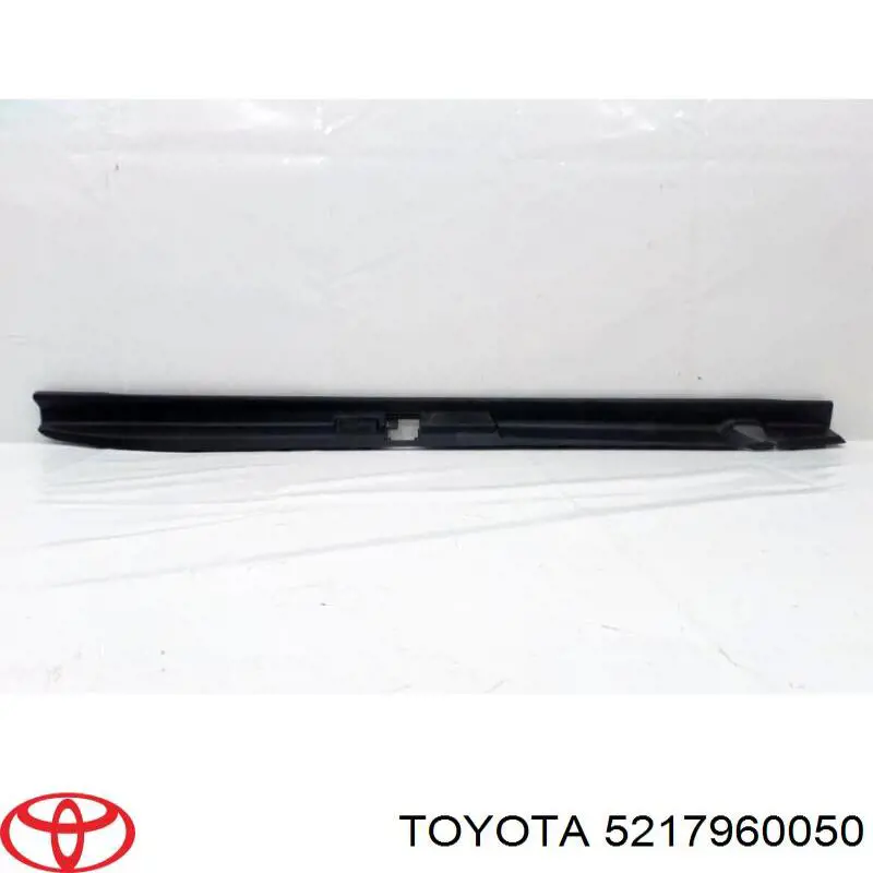 Купити 5217960050 Toyota Накладка бампера заднього, верхня захисна (сходинка-підніжка)