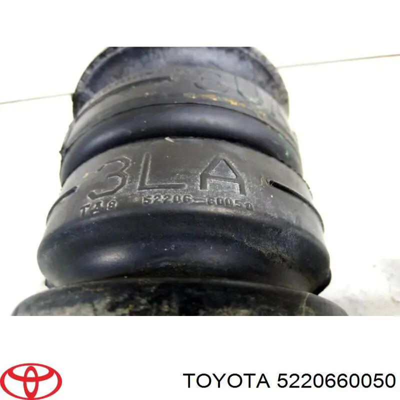 5220660050 Toyota Болт подушки рами кузова