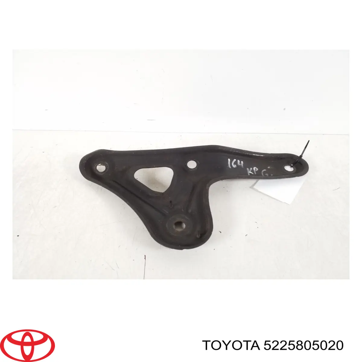Кронштейн передньої балки Toyota 5225805020 ціна, від 9.96 USD