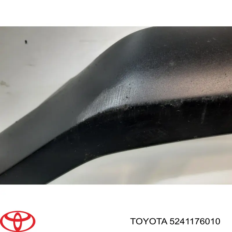 Спліттер переднього бампера Toyota 5241176010 ціна, від 50.68 USD