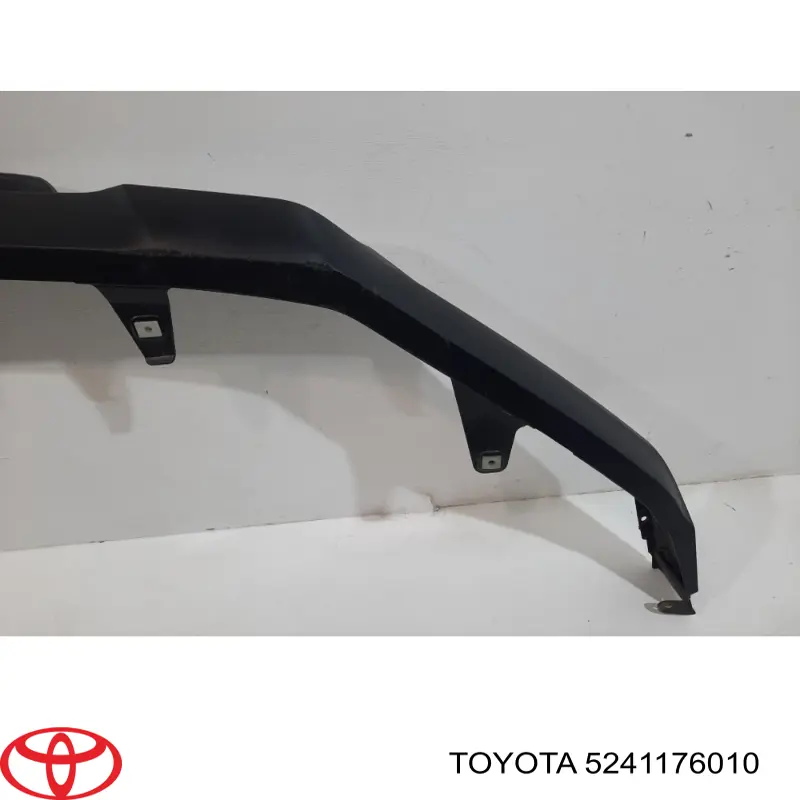Купити 5241176010 Toyota Нижня накладка на передній бампер