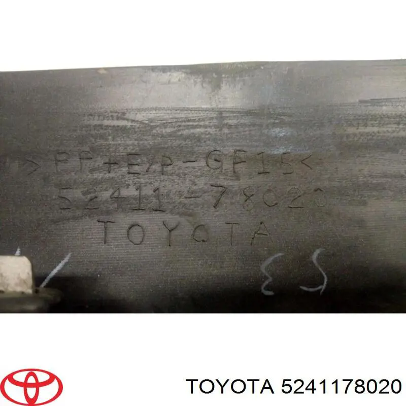 5241178020 Toyota Переднє ікло бампера