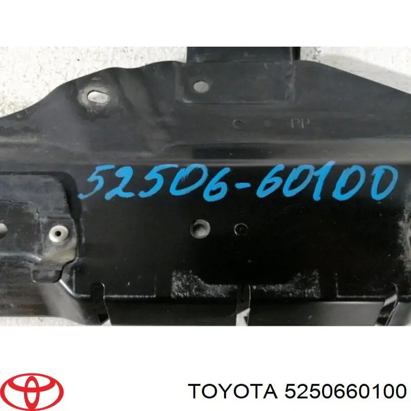 Купити 5250660100 Toyota Кронштейн бампера переднього, центральний