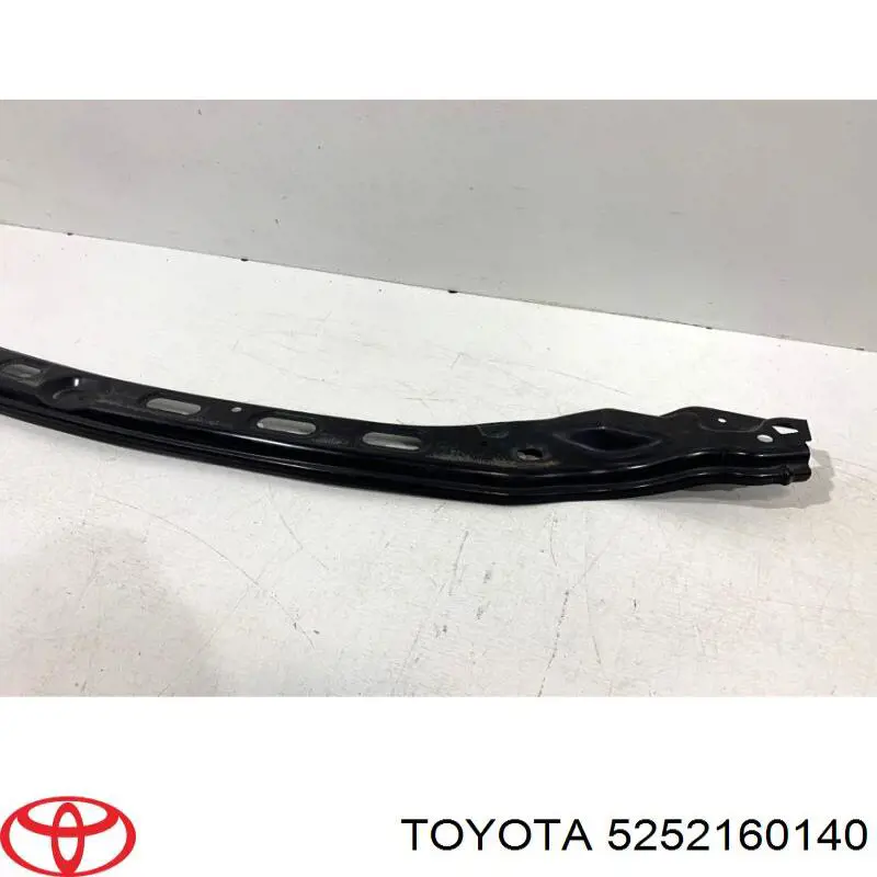 Купити 5252160140 Toyota Кронштейн бампера переднього, центральний